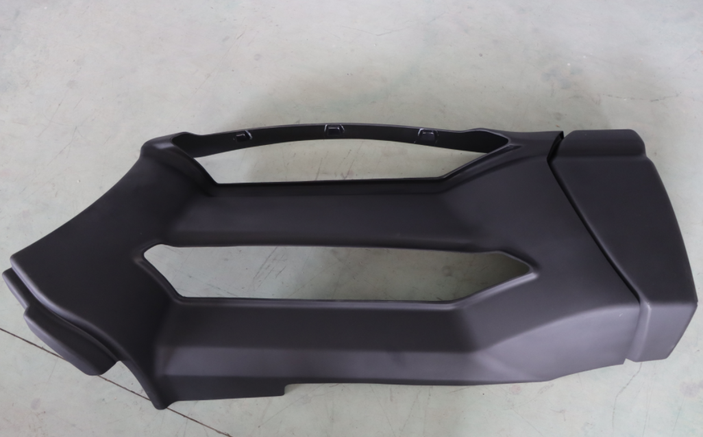 GA-KW-018-1A-R*Kenworth T680 -2012 2013 2014 2015 2016 2017 2018 2019 2020 2021 2022 2023 2024 FRONT FAIRING