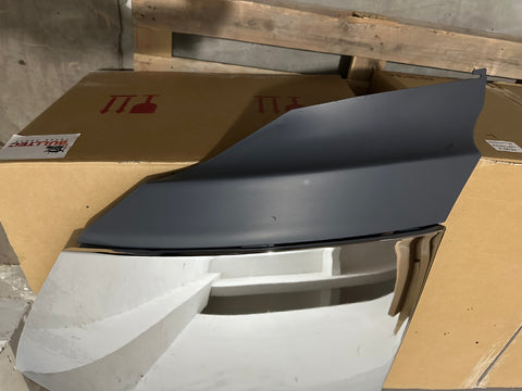 GA-IN-032-L*International PROSTAR 2008 2009 2010 2011 2012 2013 2014 2015 2016 2017 BUMPER CORNER WITH STRIPE