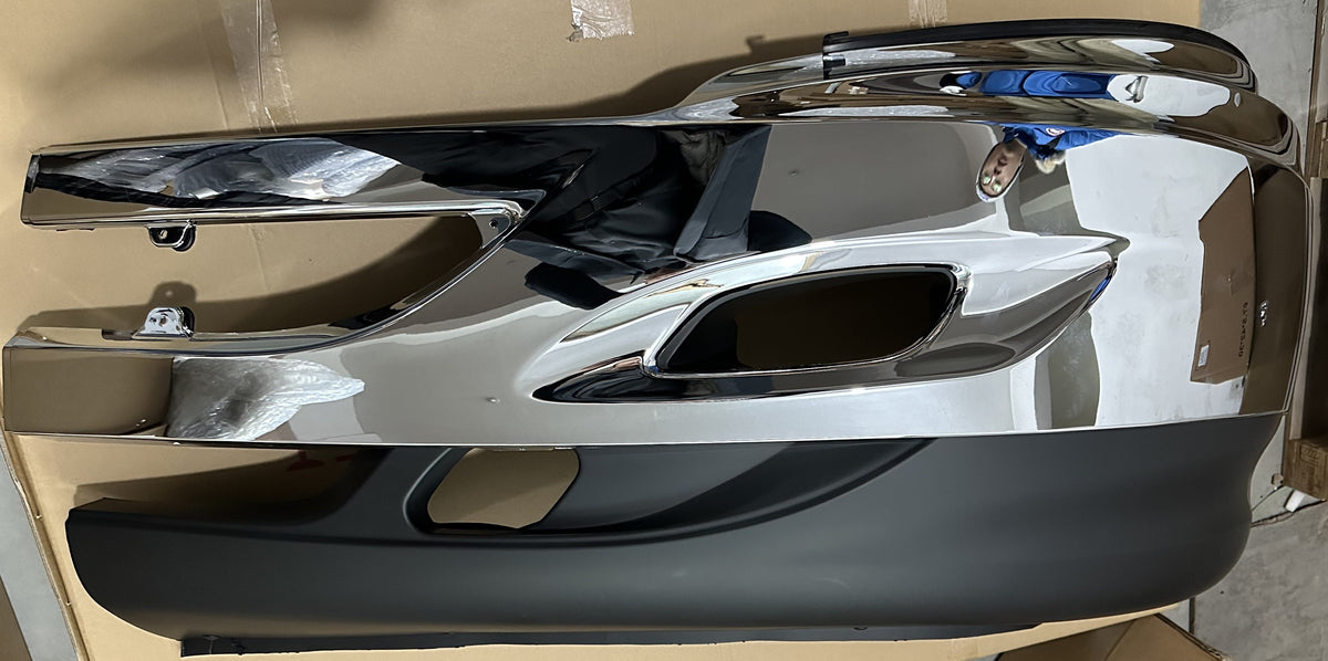 GA-IN-030L INTERNATIONAL PROSTAR 2007 2008 2009 2010 2011 2012 2013 2014 2015 2016 2017 BUMPER WITH STRIPE L