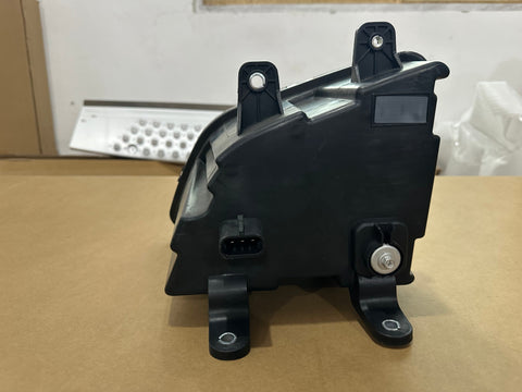 GA-V-097B-R* Fog Lamp RH black for 2018 2019 2020 2021 2022 2023 2024 VOLVO VNL Trucks