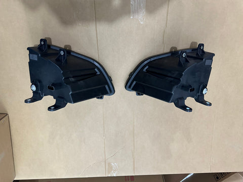 GA-V-097B-R* Fog Lamp RH black for 2018 2019 2020 2021 2022 2023 2024 VOLVO VNL Trucks