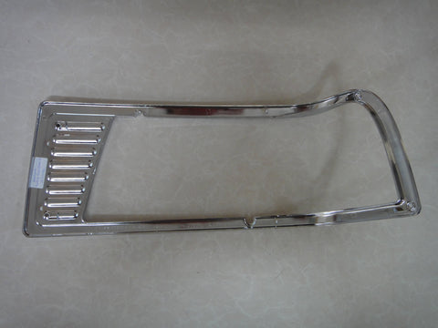 GA-PE-002-1L PETERBILT 377 -2002 2003 2004 2005 2006 2007 2008 2009 2010 2011 2012 2013 2014 2015 2016 2017 2018 2019 2020 2021 2022 2023 2024 BEZEL L OEM:16-07213