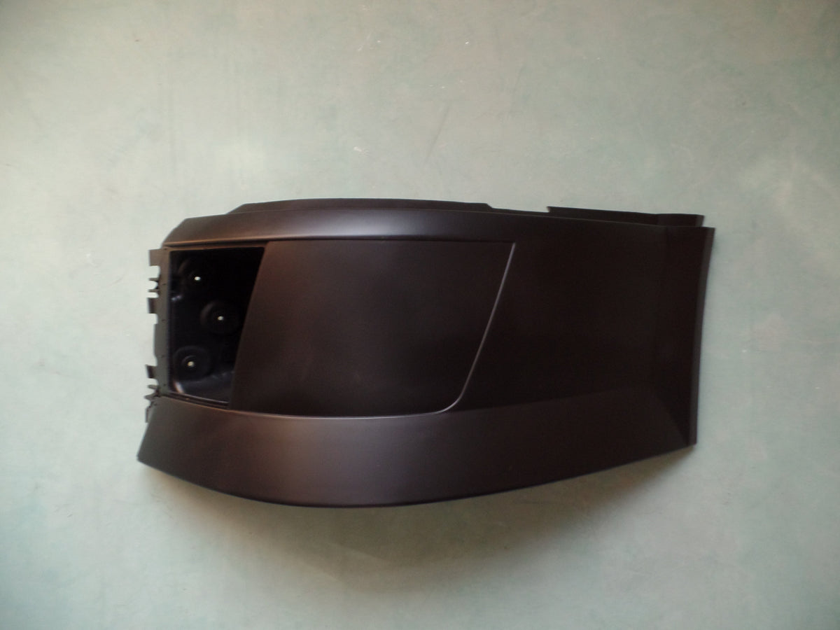GA-V-014R VOLVO VNL 2003 2004 2005 2006 2007 2008 2009 2010 2011 2012 2013 2014 2015 2016 2017 2018 SIDE BUMPER WITH HOLE R OEM:20567507